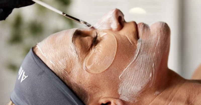 Alumier Meno Peel treatment